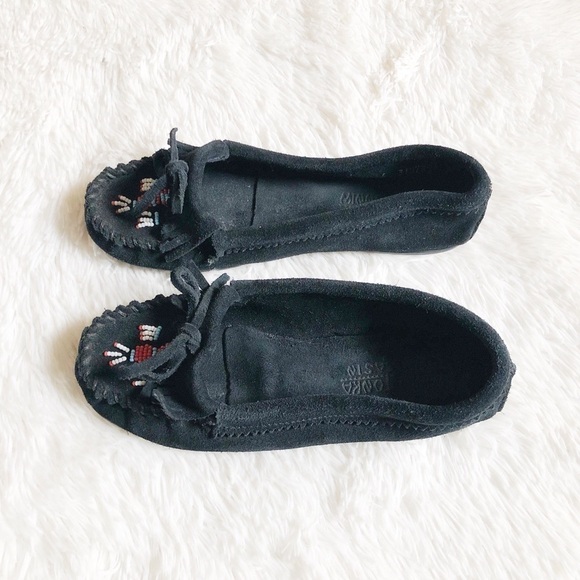 Minnetonka Beaded Moccasins Eagle design Sz5 - Picture 3 of 8